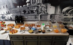 Tägliches inbegriffenes Frühstücksbuffet