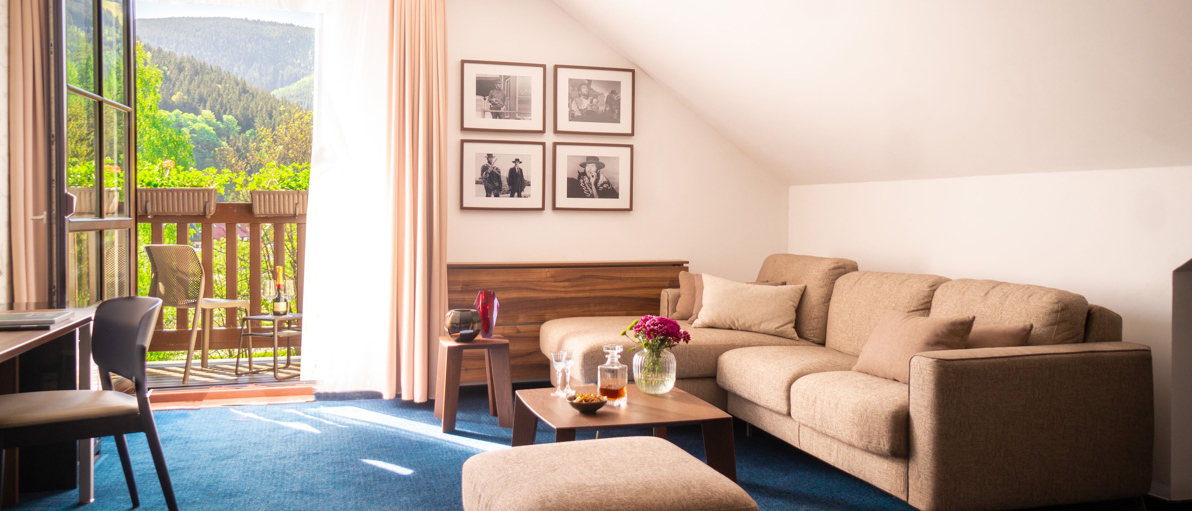 savoy suite | minibar, in-room safe, individually decorated, individually furnished