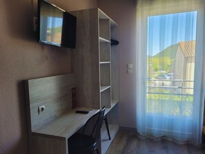 In-room safe, desk, soundproofing, iron/ironing board