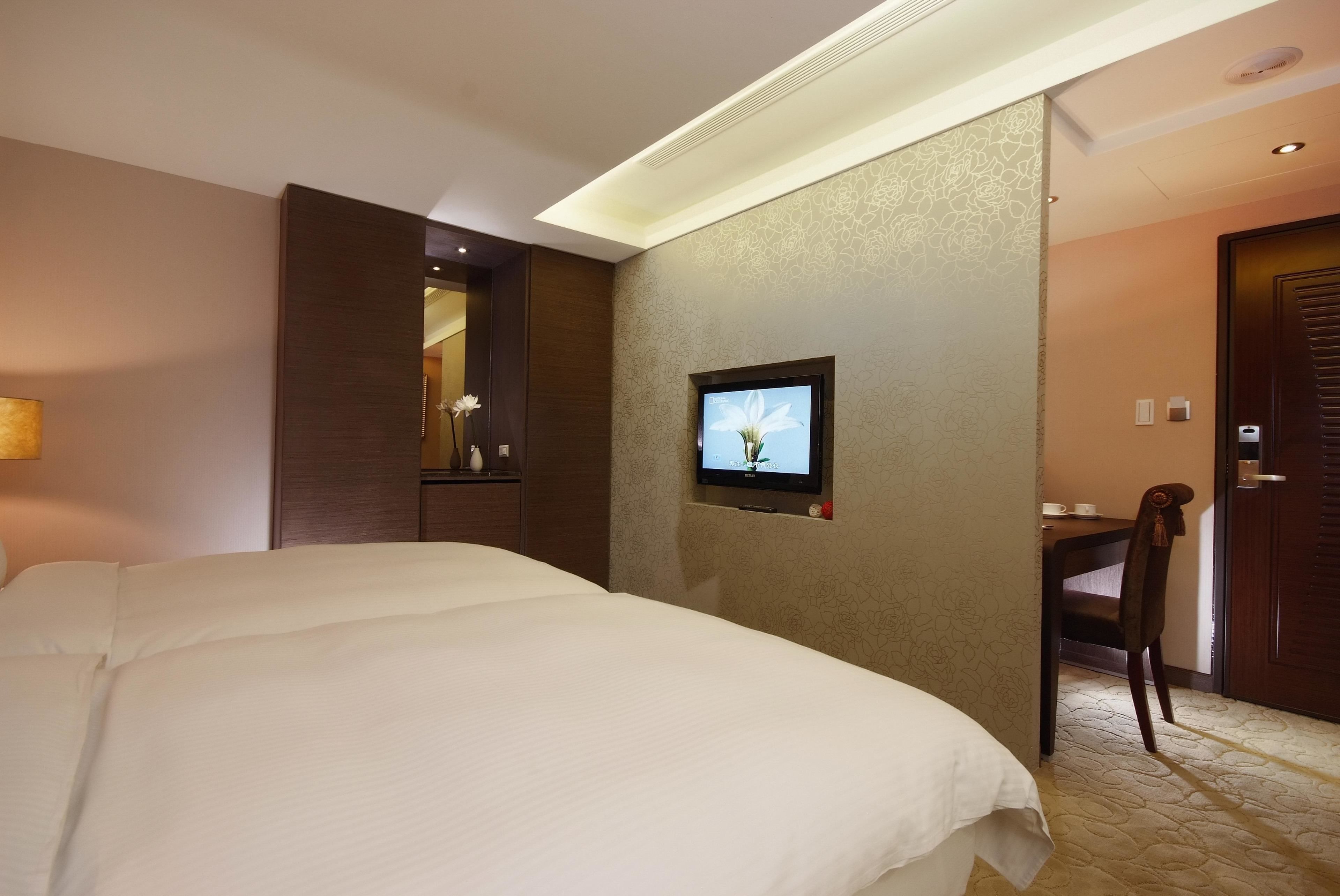 Photo - The Metro Hotel