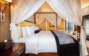 In-room safe, desk, iron/ironing board, free cots/infant beds