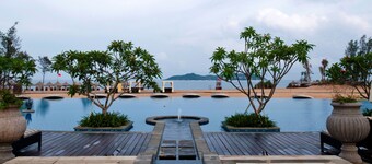 Conrad Sanya Haitang Bay