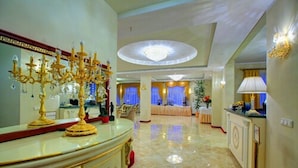 Reception - Holiday Park (Warsaw)