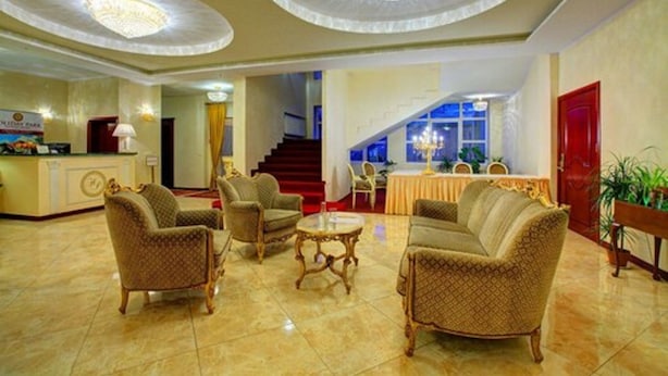 Unclassified image, 1 of 54, button - Holiday Park (Warsaw)