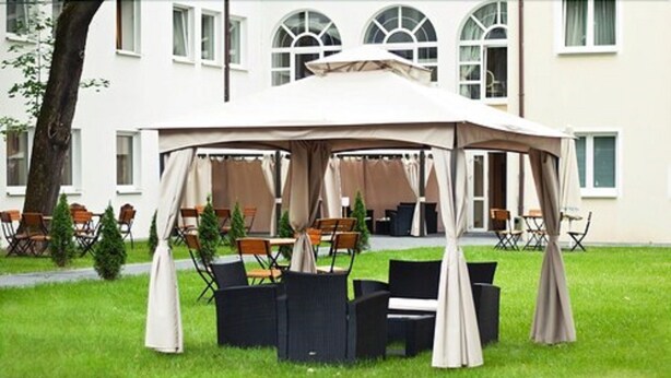 Gazebo - Holiday Park (Warsaw)