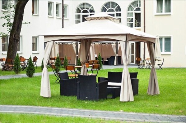 Gazebo - Holiday Park (Warsaw)