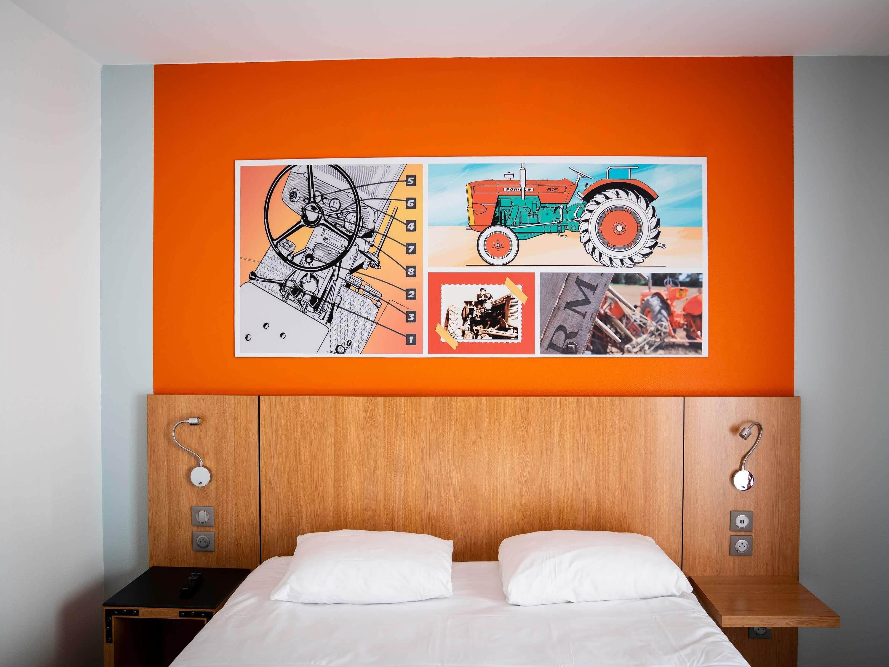 In-room safe, desk, soundproofing, free WiFi