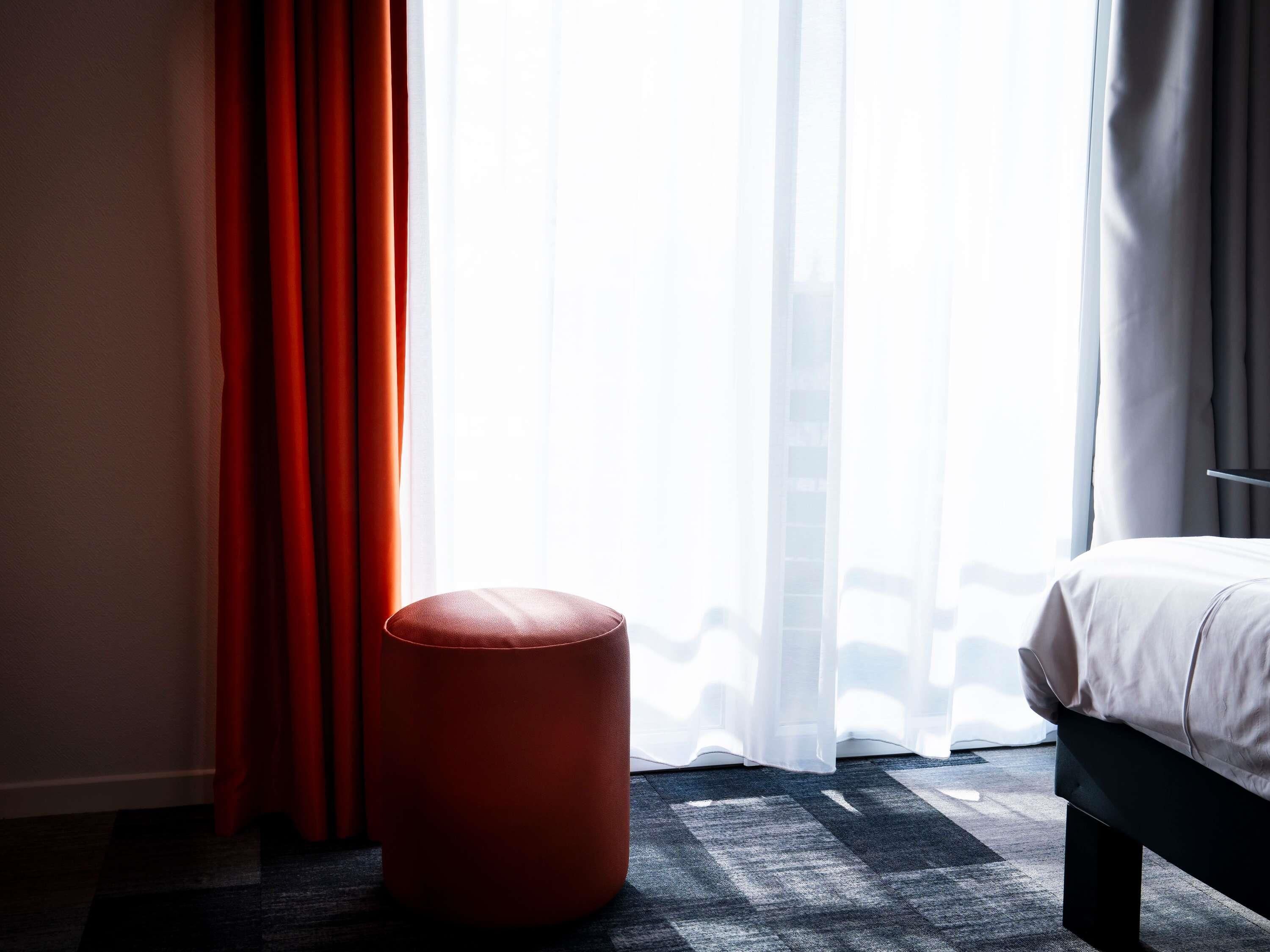 Quarto casal standard, 1 cama de casal, vista para o lago | Cofres nos quartos, escrivaninha, quartos à prova de som