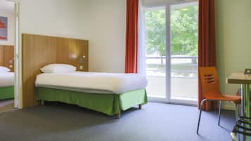 Family Room, Multiple Beds