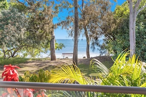 Apartemen Standar | Pemandangan balkon