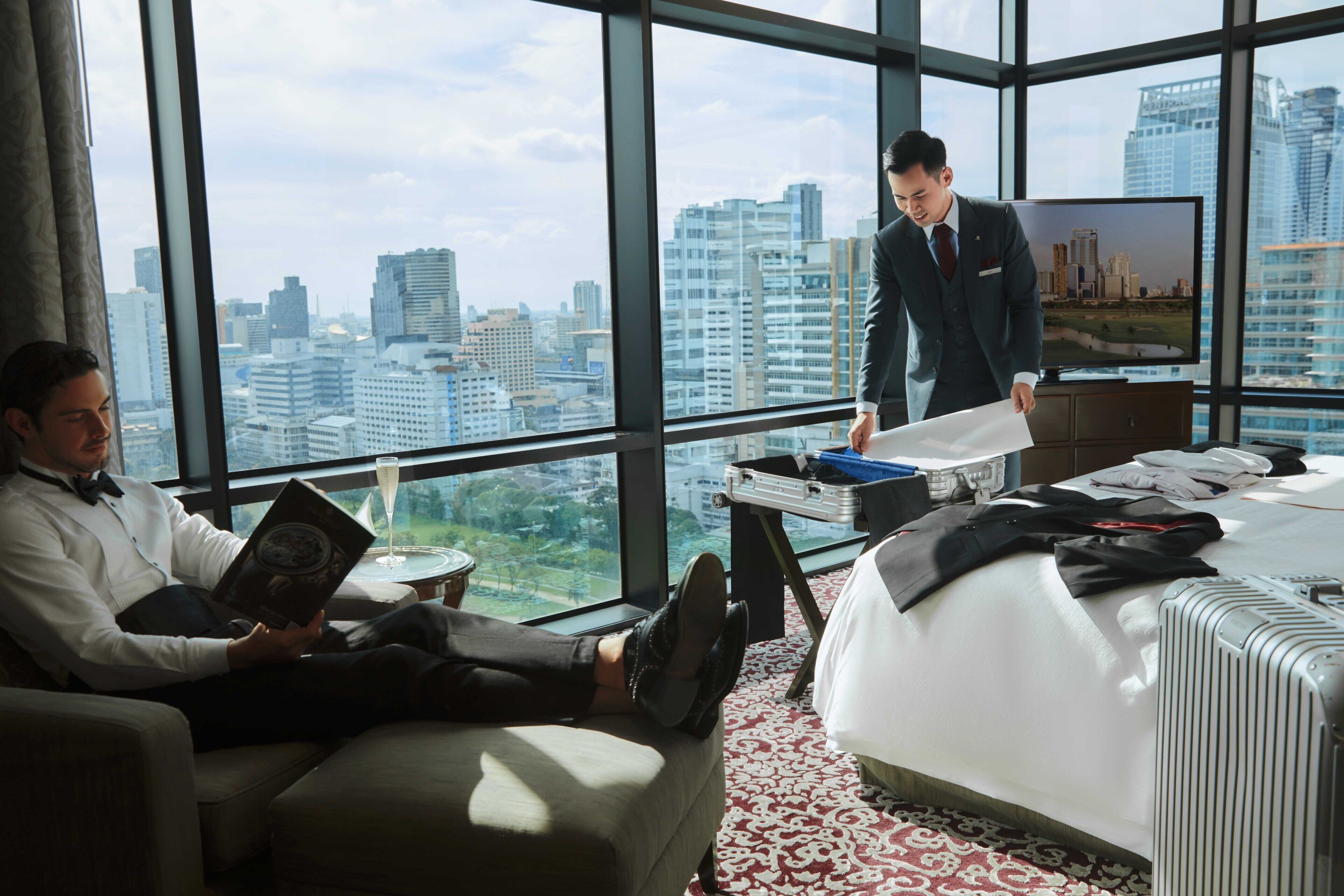 suite, 1 bedroom, non smoking, corner | 1 bedroom, frette italian sheets, premium bedding, down duvets