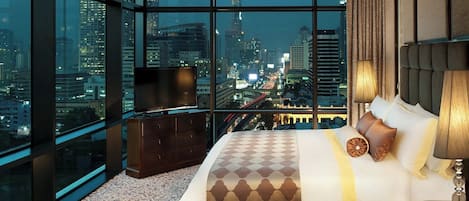 Caroline Astor Suite, 1 King Bed, Golf Course View