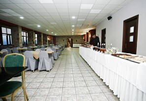 Daily buffet breakfast (EUR 10 per person)