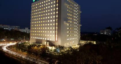 Red Fox by Lemon Tree Hotels, Hyderabad