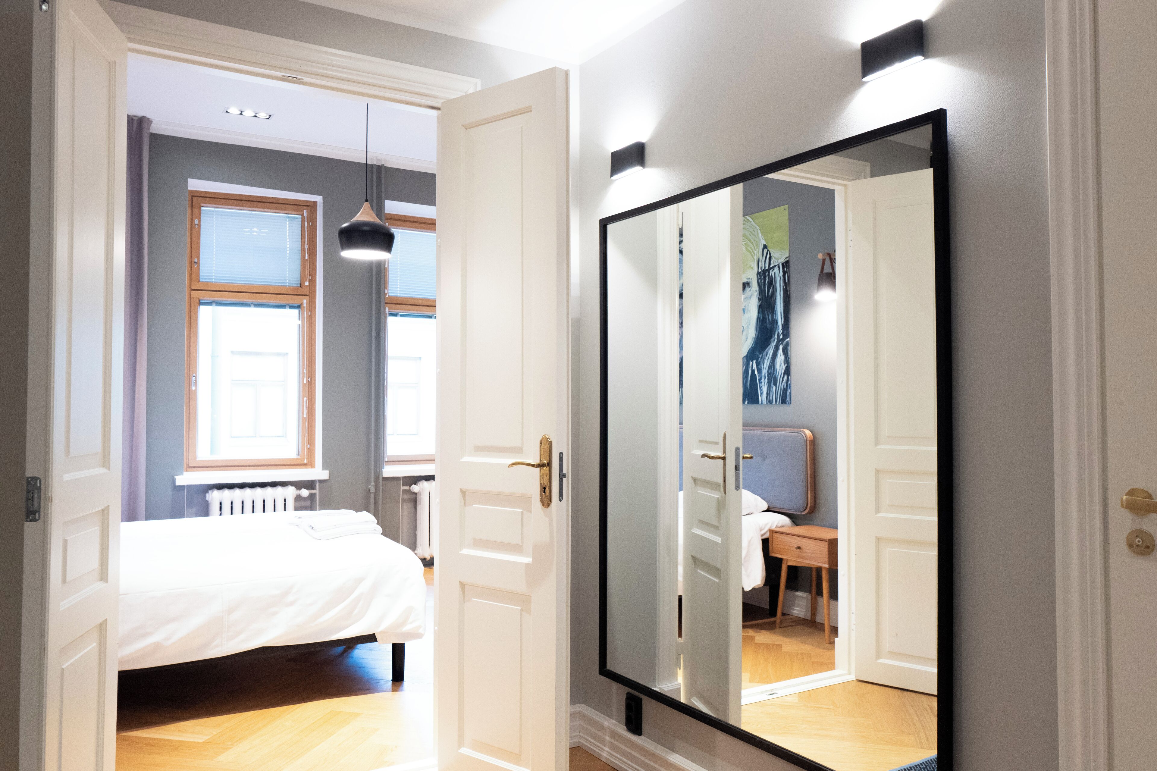 Decoración personalizada, muebles diferentes y escritorio 