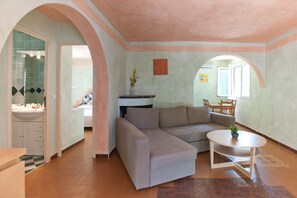 Suite, 2 chambres, cuisine | Salle de séjour