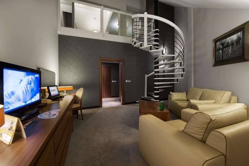 premium bedding, minibar, in-room safe, individually furnished