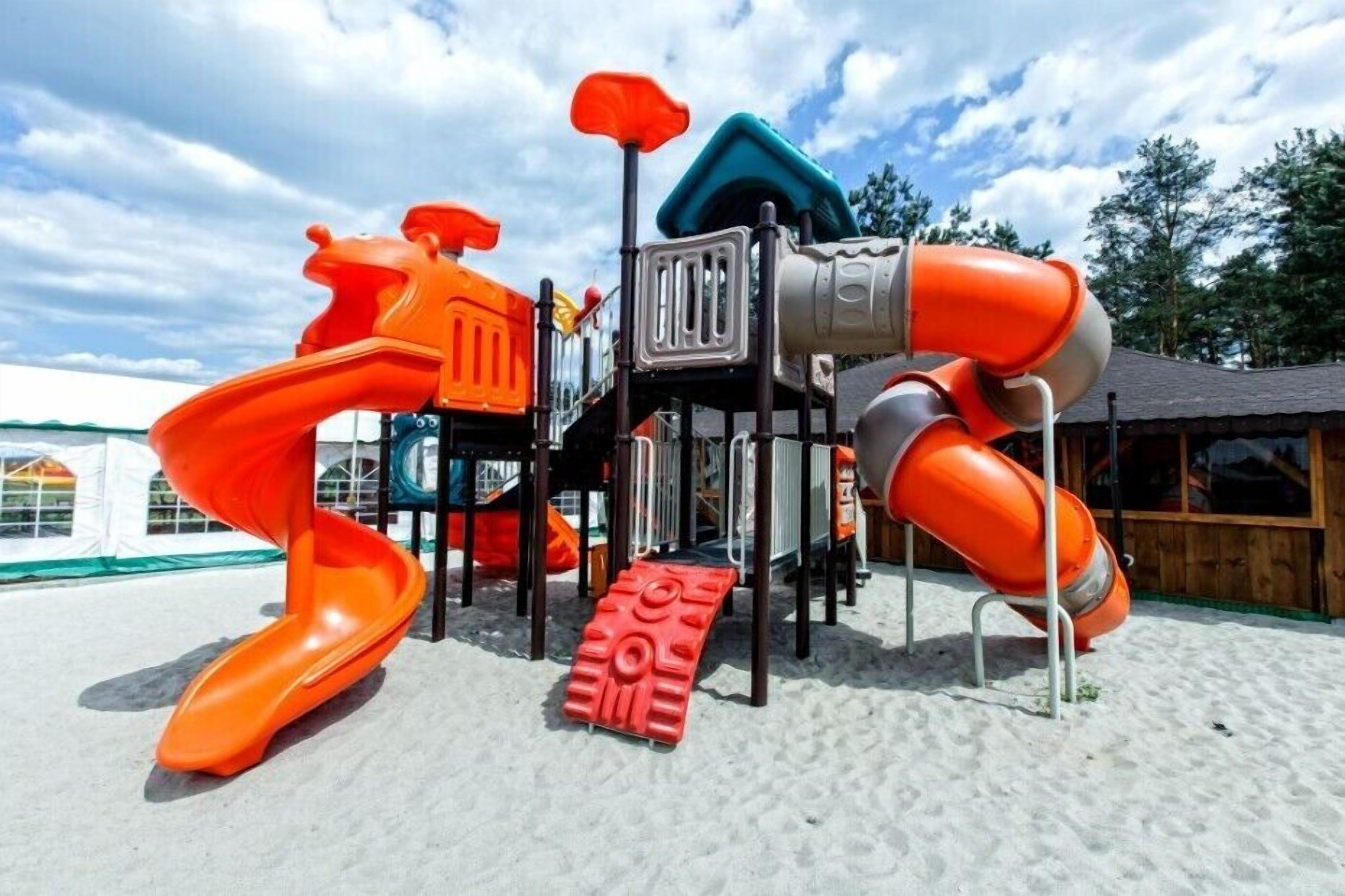Children’s play area – outdoor