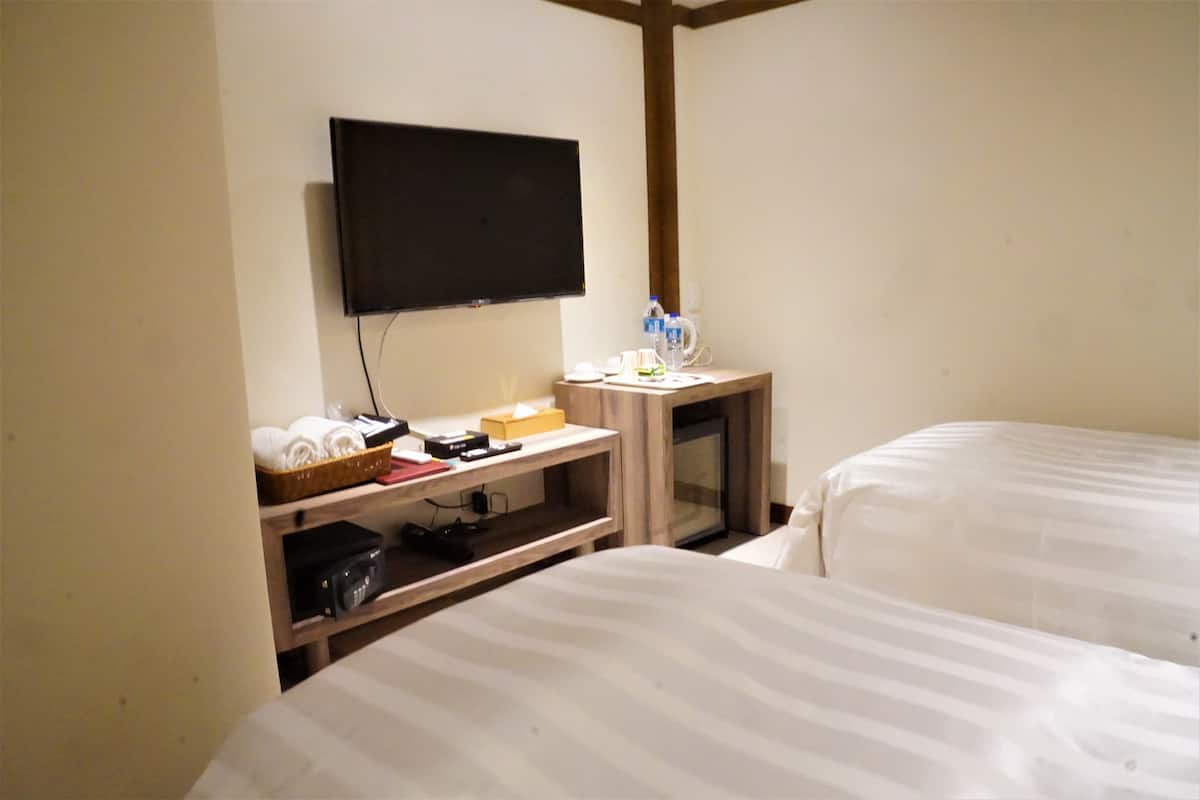 スーペリア ツインルーム | セーフティボックス (室内)、WiFi (無料)、ベッドシーツ