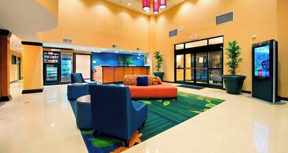 Fairfield Inn & Suites by Marriott Charleston Airport/Conven