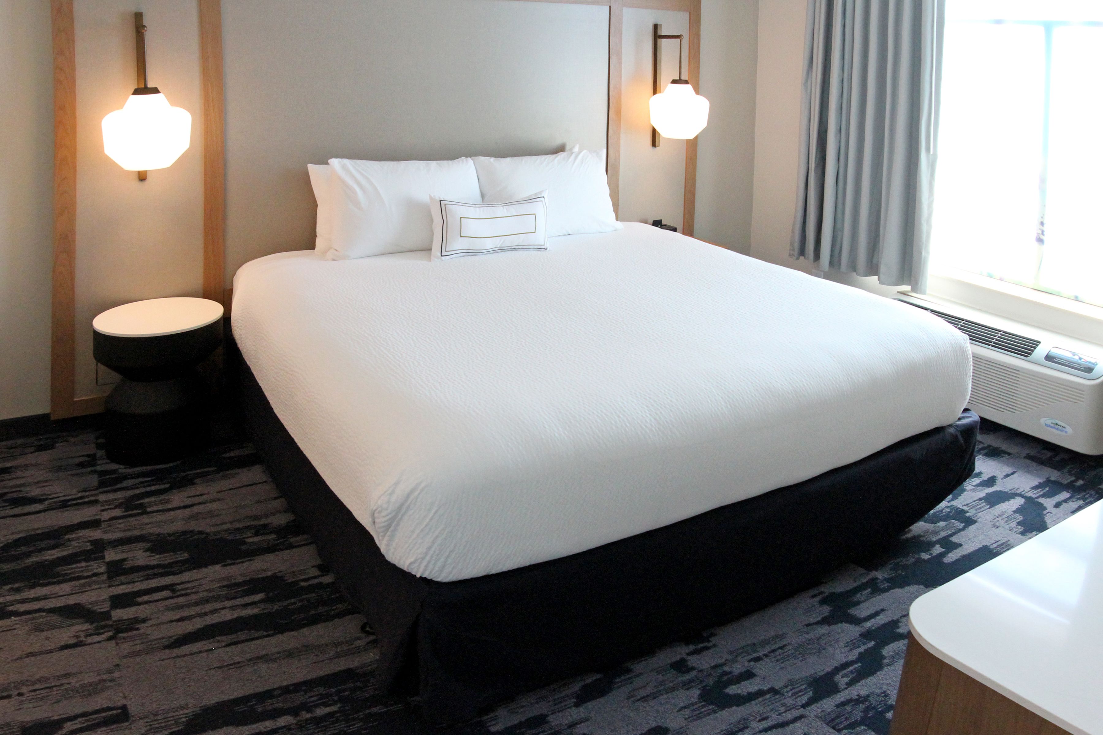 egyptian cotton sheets, premium bedding, pillow-top beds, in-room safe