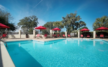 Pool amenities at Fairfield Inn & Suites by Marriott Charleston Airport/Conven