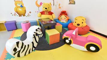 Children’s play area – indoor