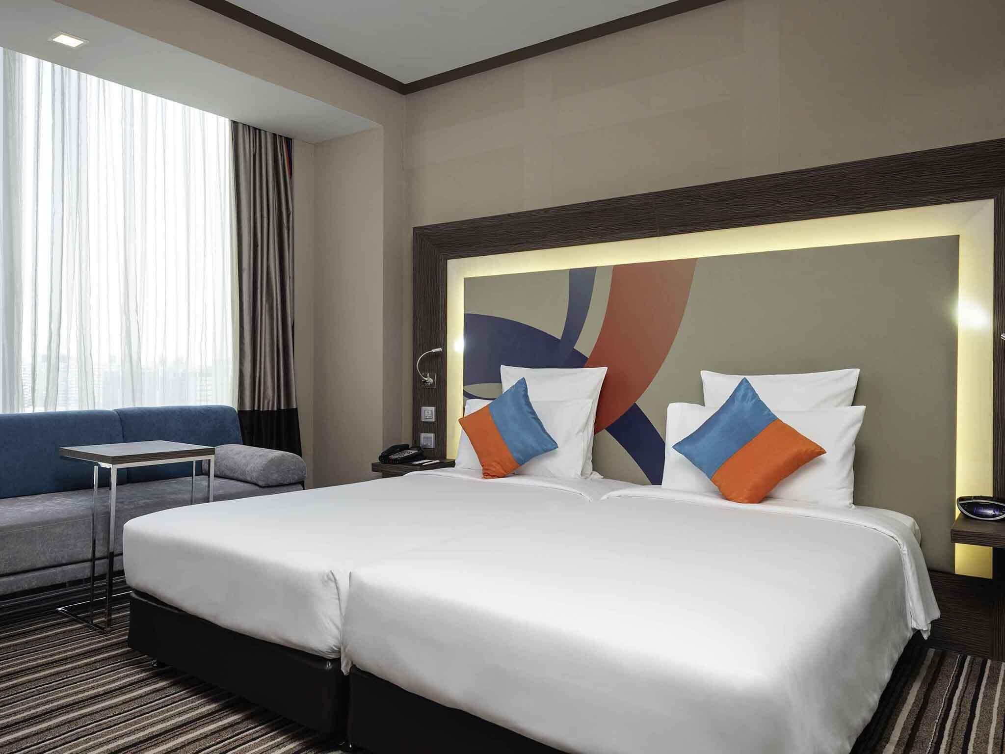 Chambre Exécutive avec lits jumeaux, 2 lits une place | Minibar, coffres-forts dans les chambres, décoration personnalisée