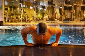Piscina coberta i gandules