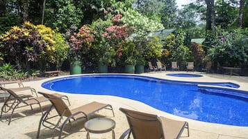 Outdoor pool, pool loungers