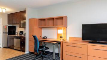 In-room safe, iron/ironing board, free WiFi, bed sheets