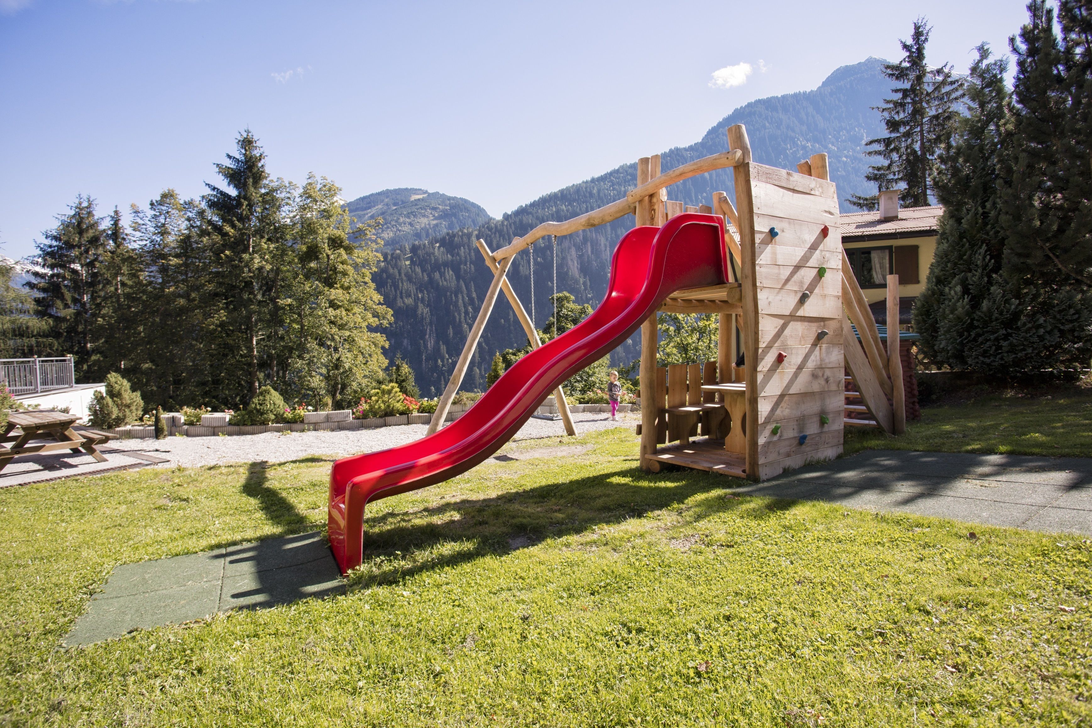 children’s play area – outdoor
