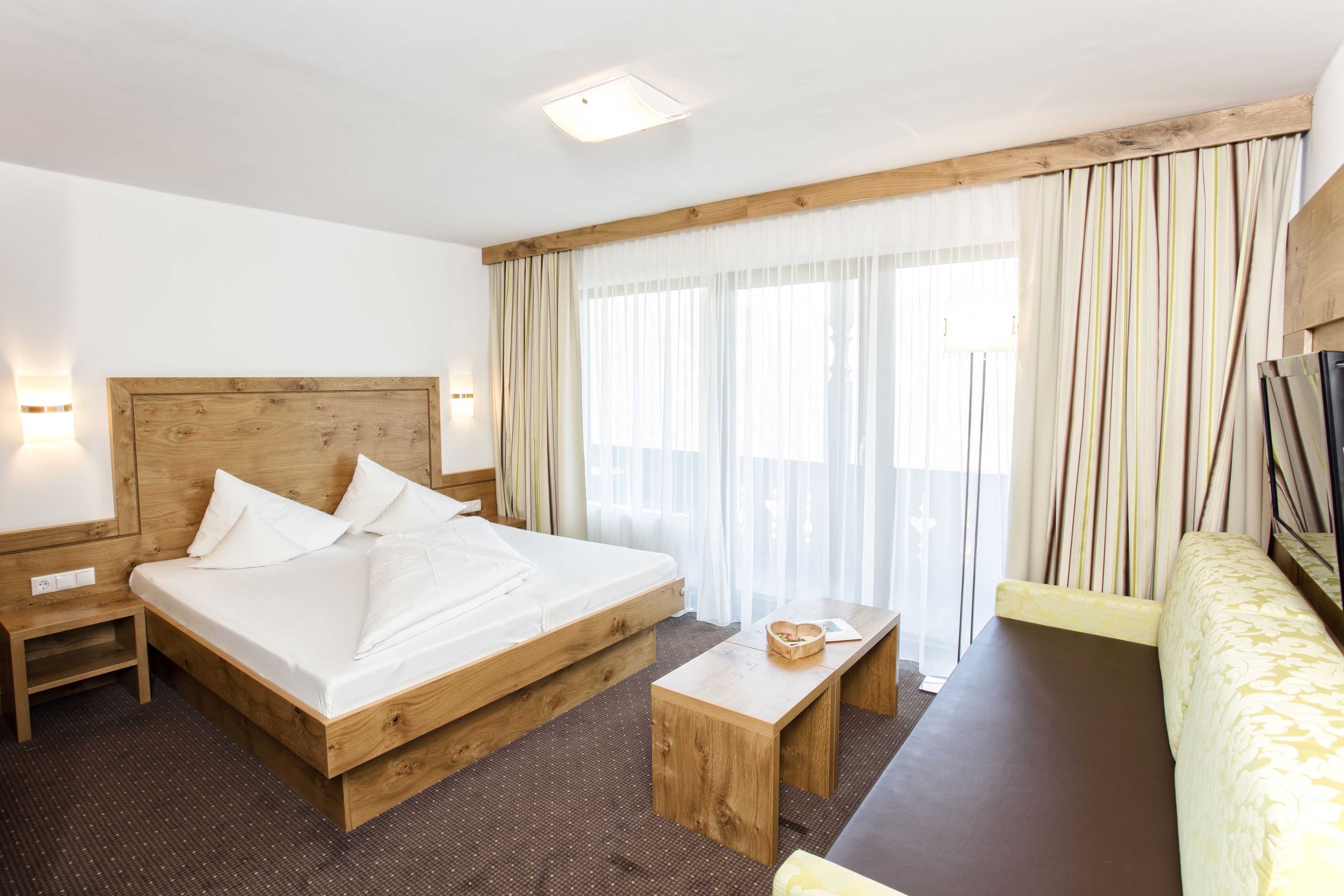 double room, balcony, valley view | in-room safe, desk, soundproofing, free cots/infant beds