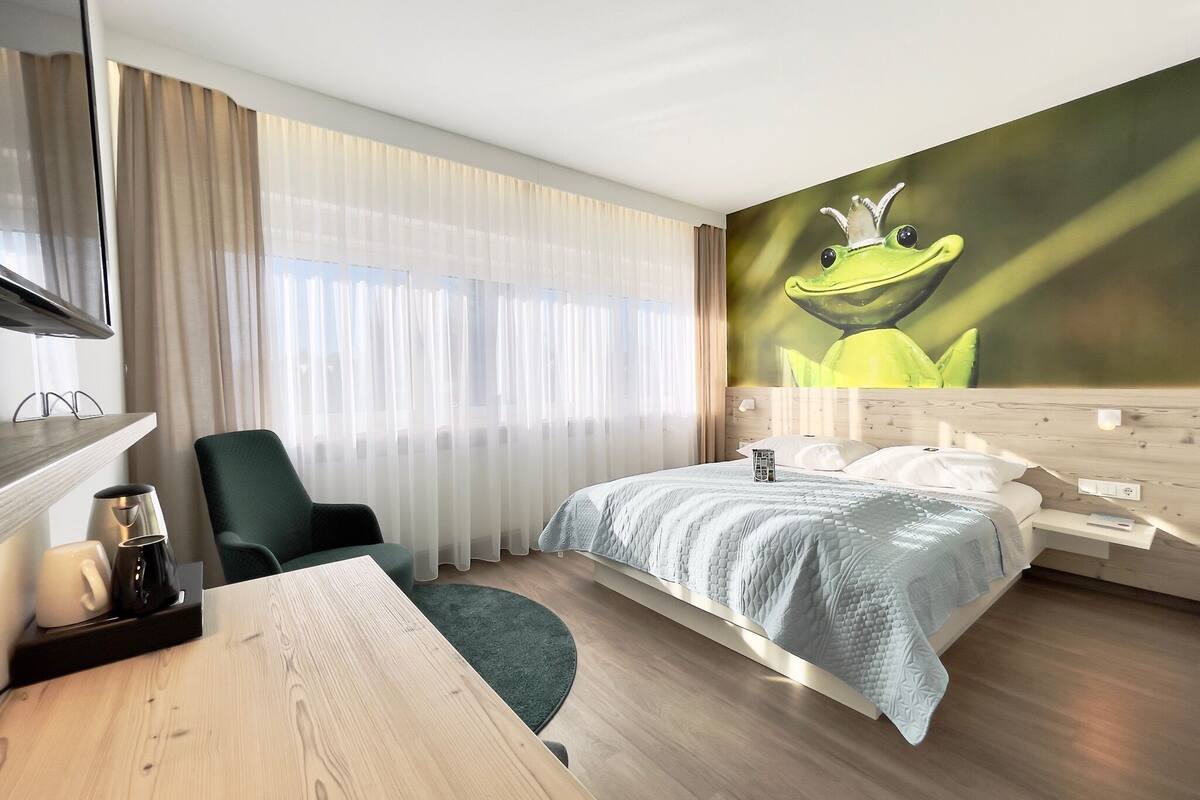 in-room safe, desk, soundproofing, iron/ironing board