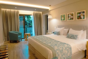 Minibar, coffres-forts dans les chambres