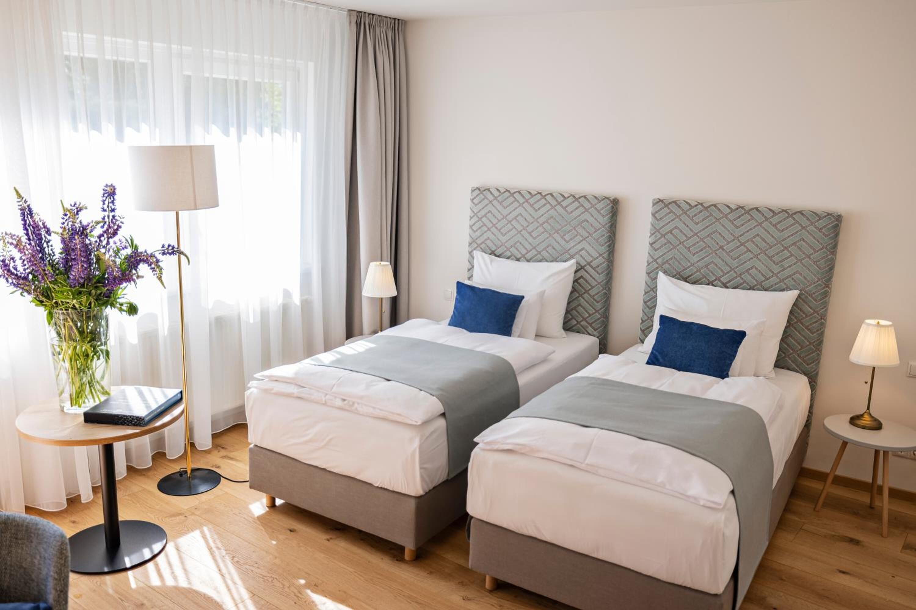 minibar, in-room safe, desk, free wifi