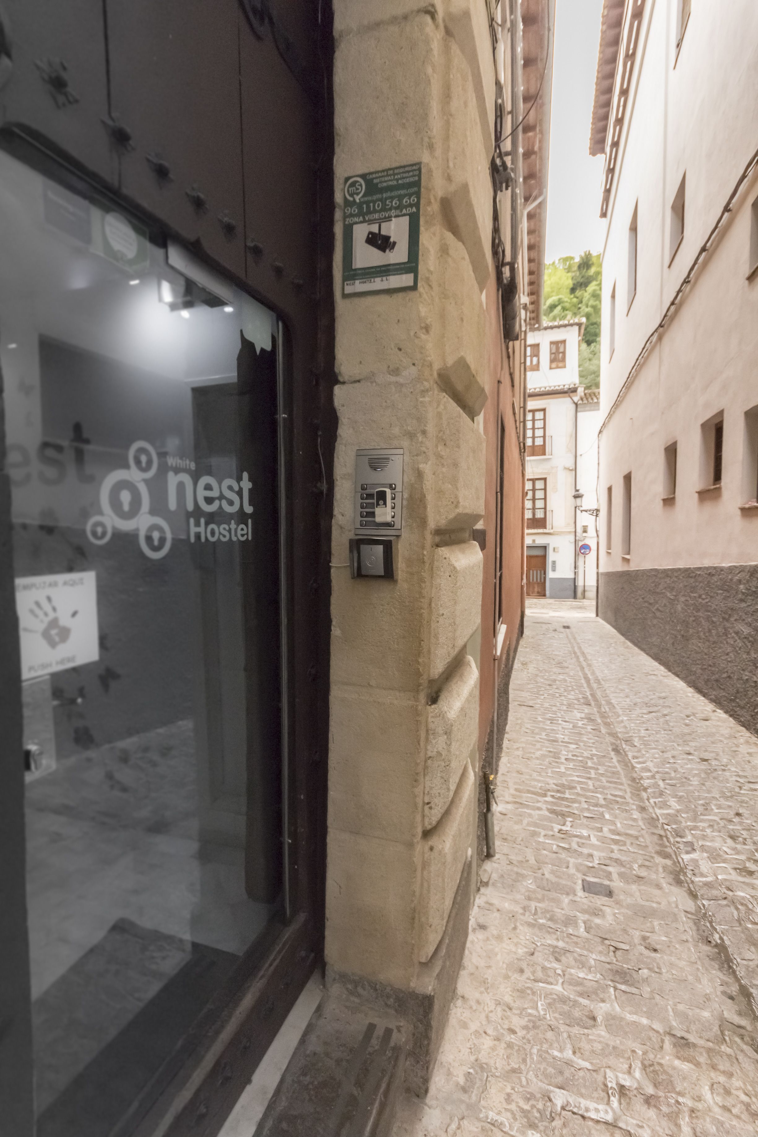 Photo - White Nest Hostel