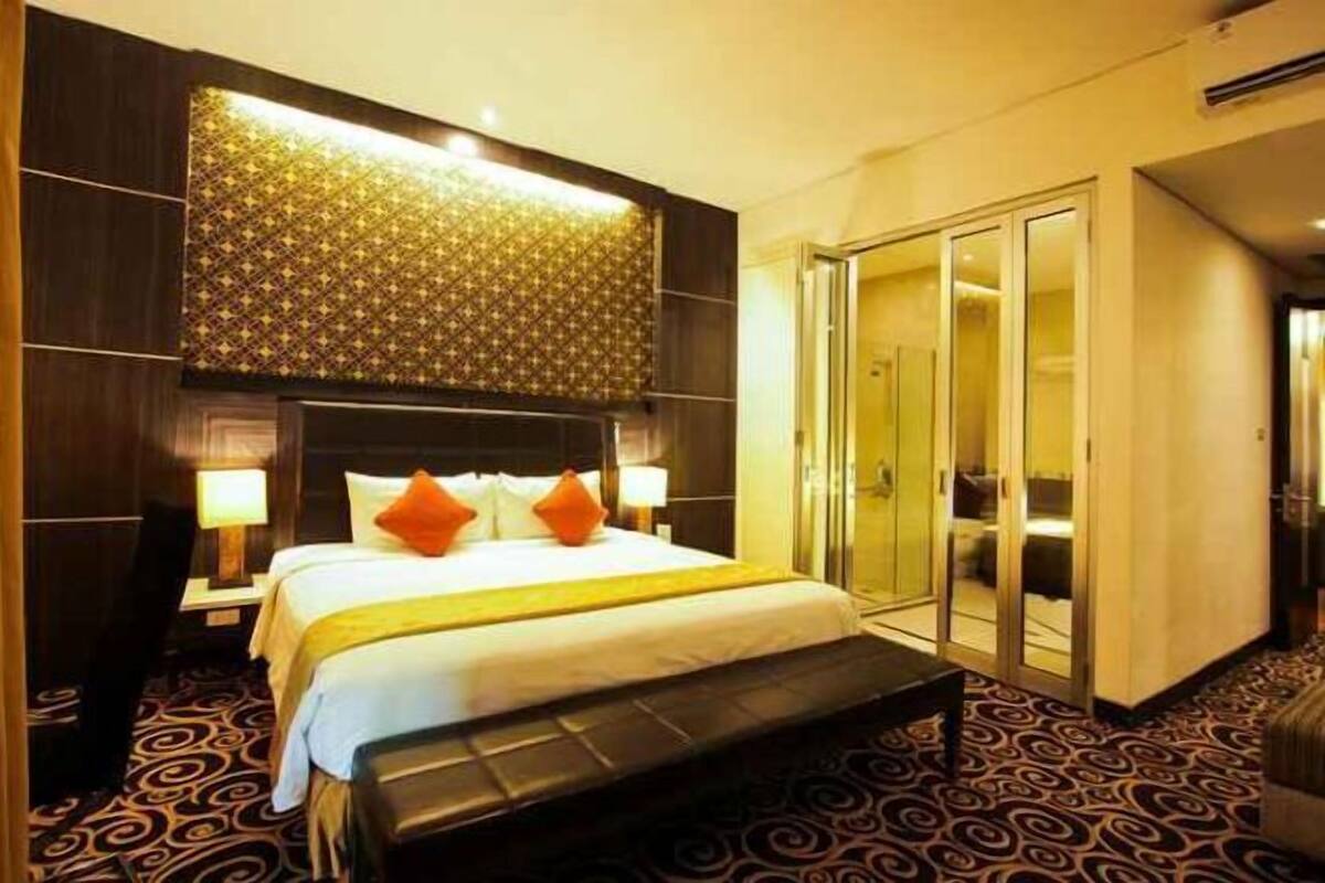 1 chambre, coffres-forts dans les chambres, bureau, rideaux occultants
