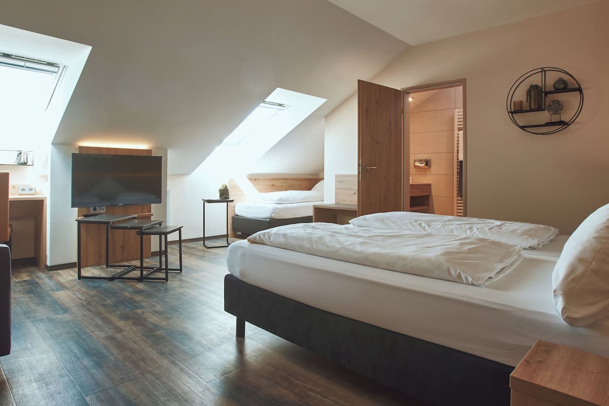 Classic Triple Room, 1 Bedroom, Non Smoking, Allergy Friendly