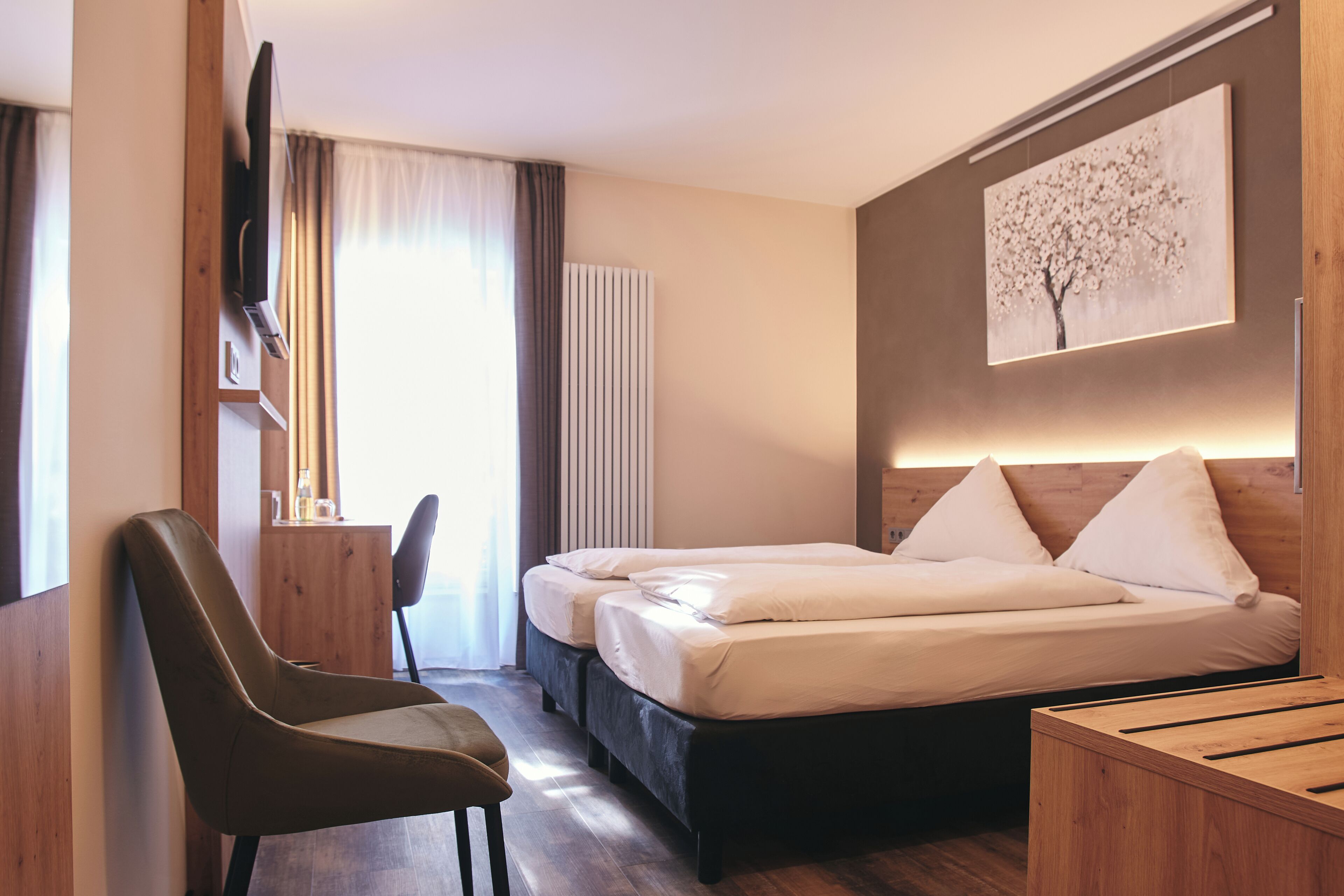 Premium bedding, Select Comfort beds, in-room safe