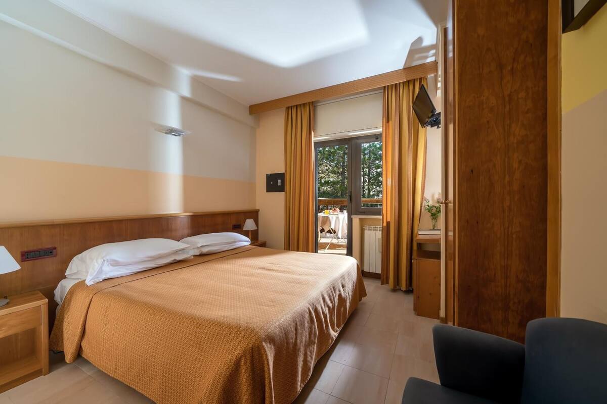 minibar, in-room safe, desk, free wired internet