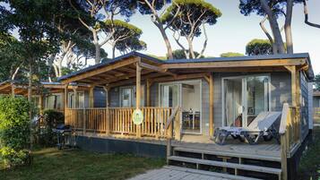 Chalet Deluxe, 2 habitaciones, 2 baños | Terraza o patio