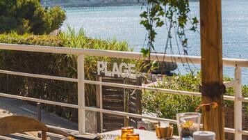 Dagelijks continentaal ontbijt (toeslag)