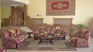 Lobby sitting area - Asia Khiva (Khiva)