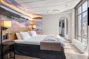 Junior Suite, 1 King Bed, Hot Tub, City View | Desk, cots/infant beds, free WiFi, bed sheets - Best Western Hotel City Gavle (Gävle)