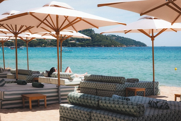 Beach nearby, white sand