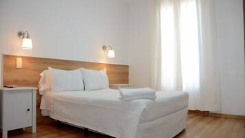 Cobrellits, wifi gratuïta i roba de llit