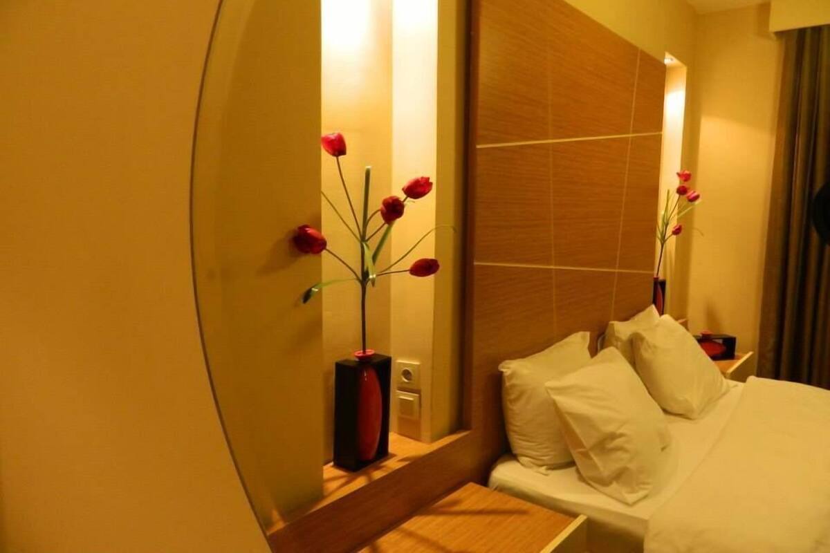 1 slaapkamer, een minibar, een kluis op de kamer, een bureau