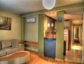 LCD TV - Taksim Premier Suites (Istanbul)