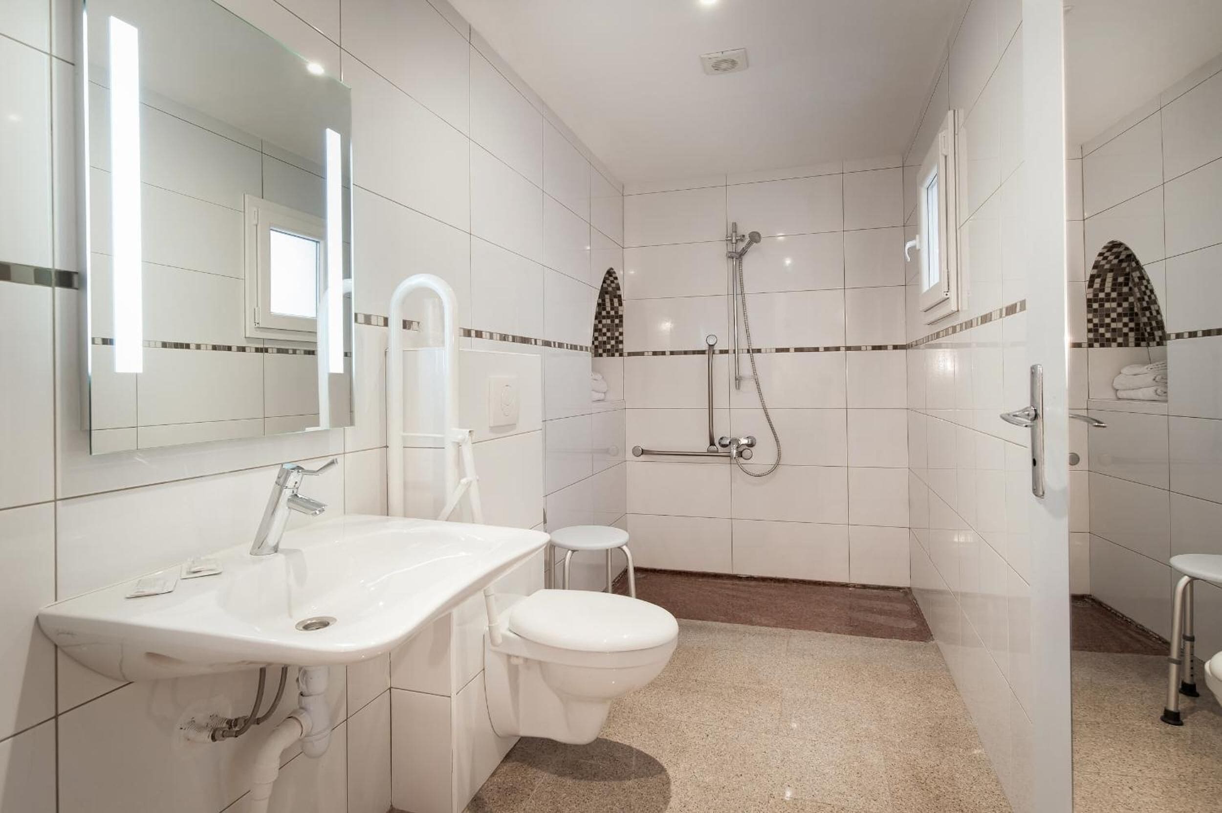 Photo - Hotel Americain